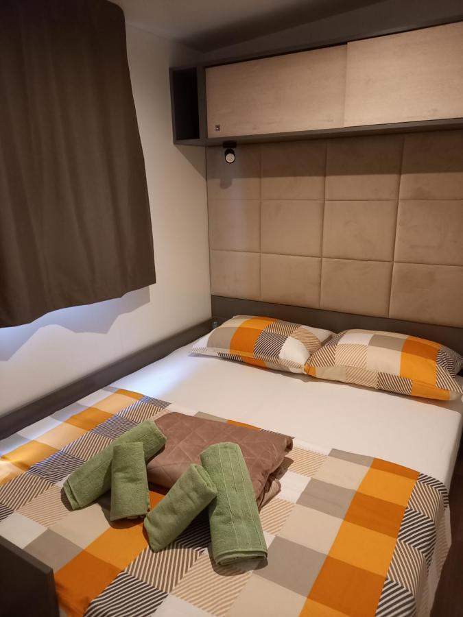 Mobile Home Agava Biograd Na Moru Luaran gambar