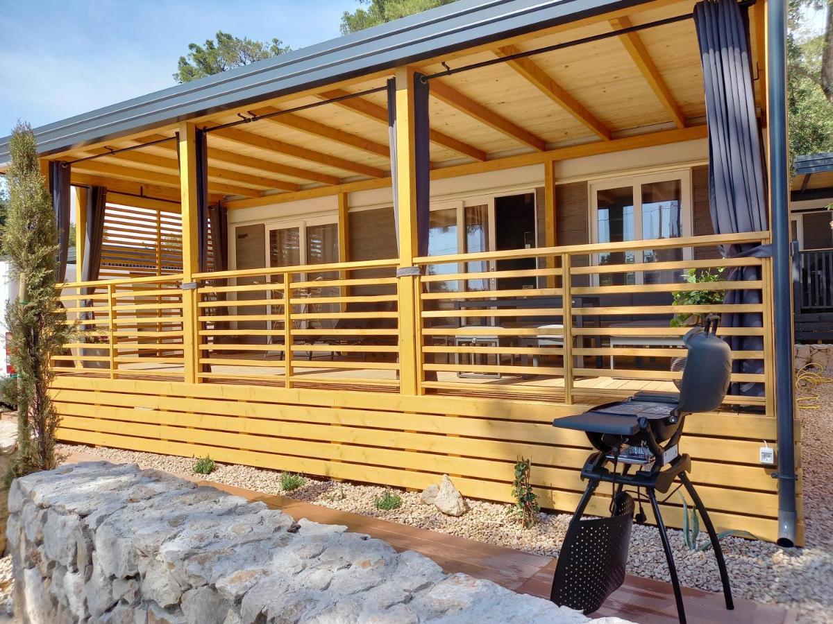 Mobile Home Agava Biograd Na Moru Luaran gambar